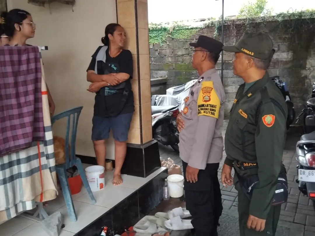 Polsek Kuta Selatan menjaring enam penduduk non permanen asal luar Bali dalam operasi pendataan yang digelar di wilayah Kelurahan Tanjung Benoa, Minggu 6 April 2025 pagi.