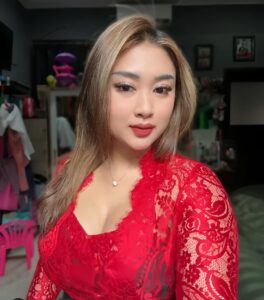 Sosok Sri Ayu Tarisa Selebgram Bali dari Iseng Unggah Foto Kini